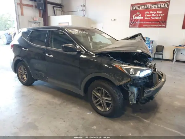 5XYZT3LB8JG551754 2018 HYUNDAI SANTA FE - Image 1