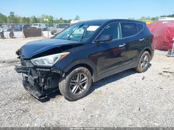 5XYZT3LB8JG569137 2018 HYUNDAI SANTA FE - Image 2