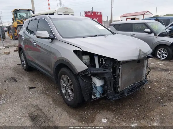 5XYZT3LB9GG318359 2016 HYUNDAI SANTA FE - Image 1