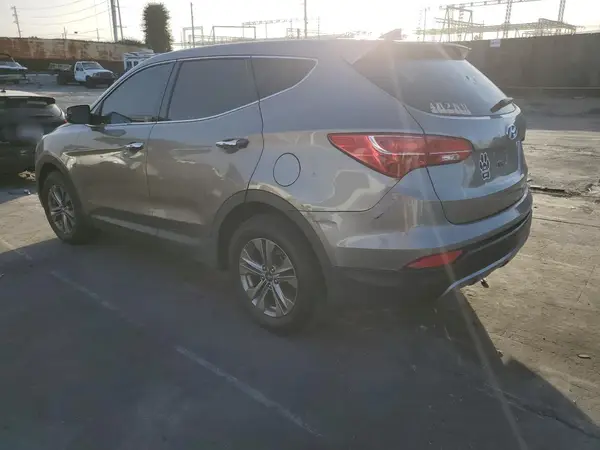 5XYZT3LB9GG339518 2016 HYUNDAI SANTA FE - Image 2