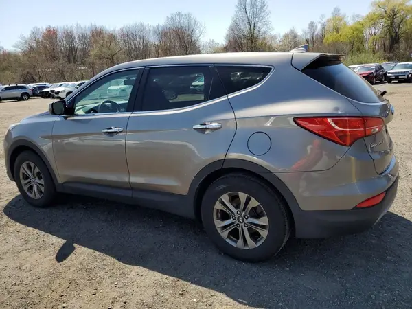 5XYZT3LB9GG351801 2016 HYUNDAI SANTA FE - Image 2