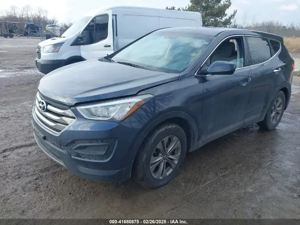 5XYZT3LB9GG371952 2016 HYUNDAI SANTA FE - Image 2