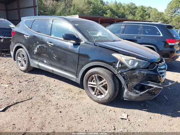 5XYZT3LB9JG530153 2018 HYUNDAI SANTA FE - Image 1