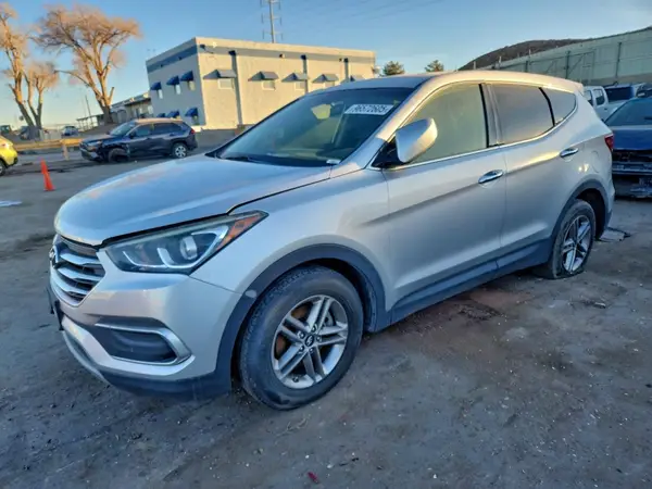 5XYZT3LB9JG561015 2018 HYUNDAI SANTA FE - Image 1