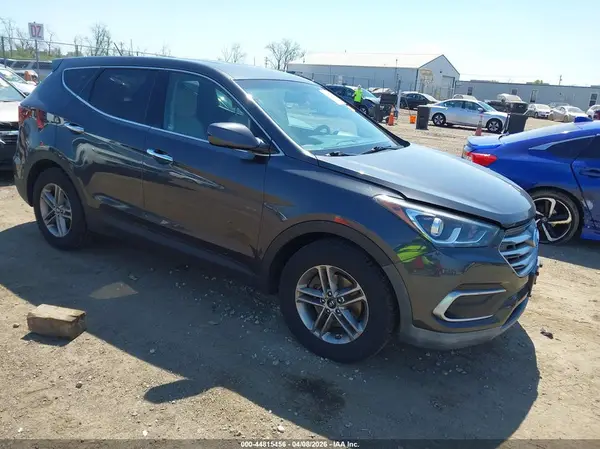 5XYZT3LB9JG572032 2018 HYUNDAI SANTA FE - Image 1