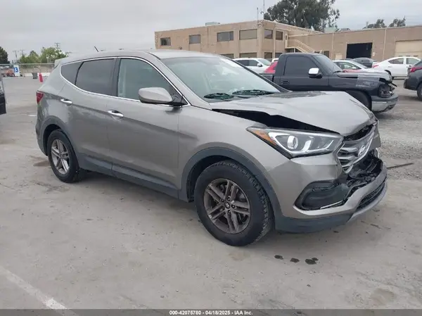 5XYZT3LB9JG572046 2018 HYUNDAI SANTA FE - Image 1