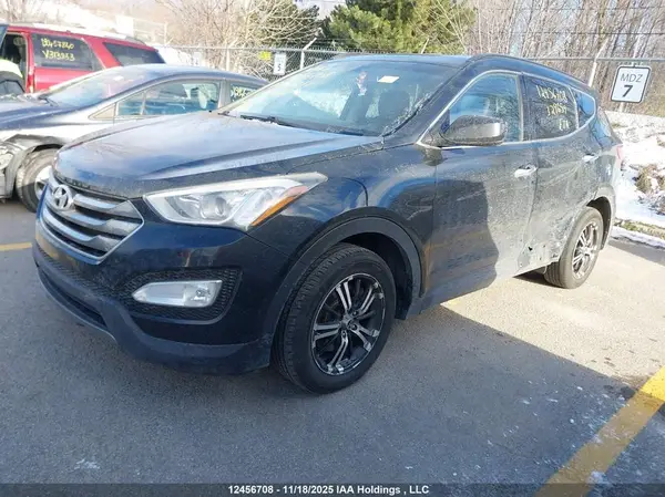 5XYZT3LBXGG329659 2016 HYUNDAI SANTA FE - Image 2