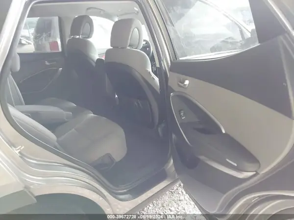 5XYZT3LBXJG522661 2018 HYUNDAI SANTA FE - Image 8