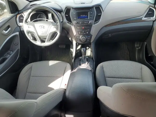 2018 HYUNDAI SANTA FE auction photo 8