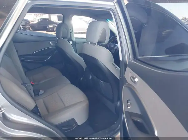 5XYZT3LBXJG526029 2018 HYUNDAI SANTA FE - Image 8