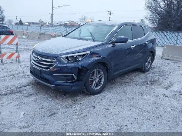 5XYZT3LBXJG535636 2018 HYUNDAI SANTA FE - Image 2