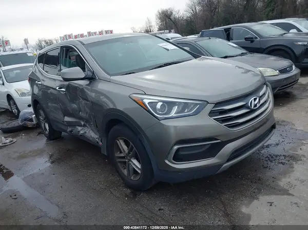 5XYZTDLB0HG382202 2017 HYUNDAI SANTA FE - Image 1