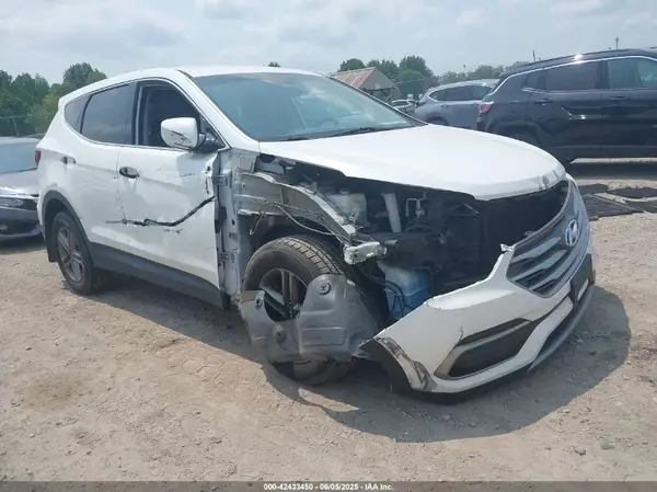 5XYZTDLB0HG383382 2017 HYUNDAI SANTA FE - Image 1