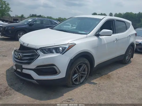 5XYZTDLB0HG383382 2017 HYUNDAI SANTA FE - Image 2