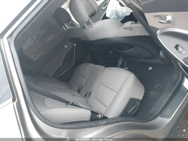 5XYZTDLB0HG410144 2017 HYUNDAI SANTA FE - Image 8