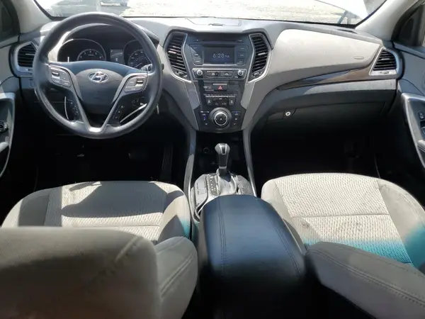 5XYZTDLB0HG440647 2017 HYUNDAI SANTA FE - Image 8