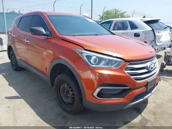 5XYZTDLB0HG459456 2017 HYUNDAI SANTA FE - Image 1