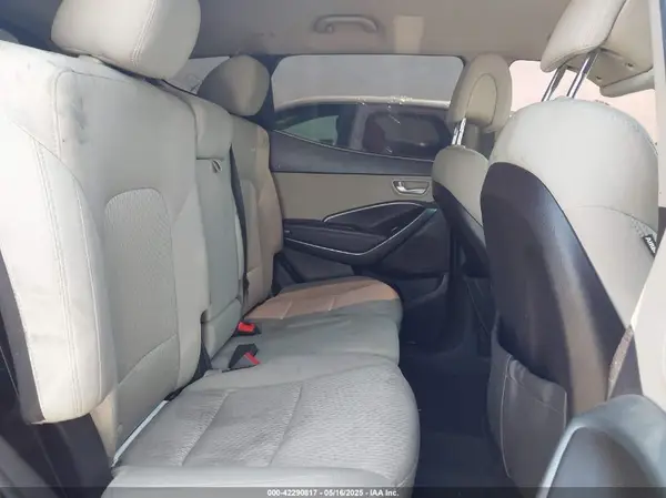 5XYZTDLB0HG459456 2017 HYUNDAI SANTA FE - Image 8