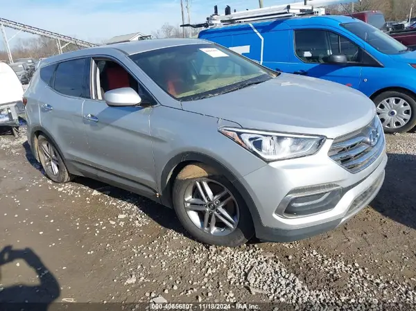 5XYZTDLB0JG527633 2018 HYUNDAI SANTA FE - Image 1