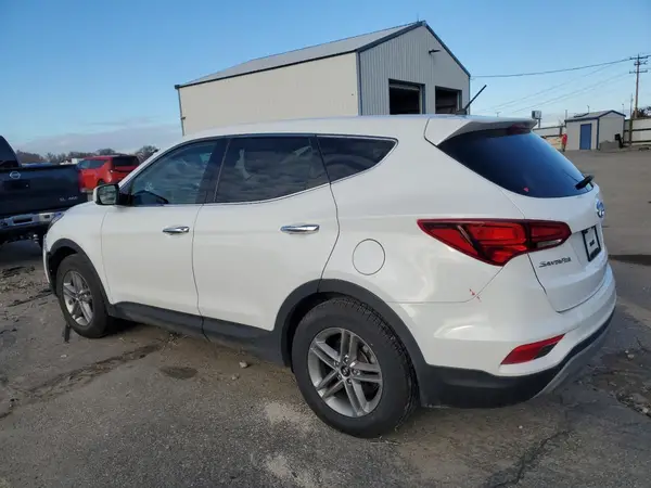 5XYZTDLB0JG571552 2018 HYUNDAI SANTA FE - Image 2