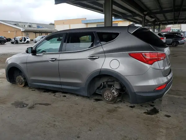 5XYZTDLB1GG361681 2016 HYUNDAI SANTA FE - Image 2