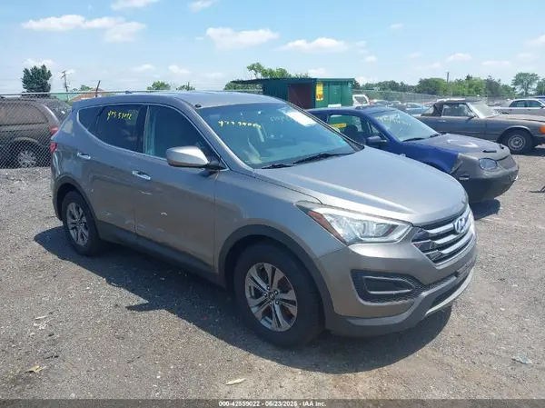5XYZTDLB1GG376021 2016 HYUNDAI SANTA FE - Image 1