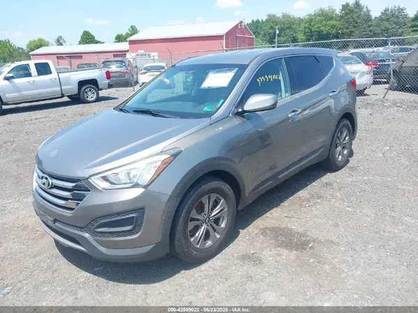 5XYZTDLB1GG376021 2016 HYUNDAI SANTA FE - Image 2