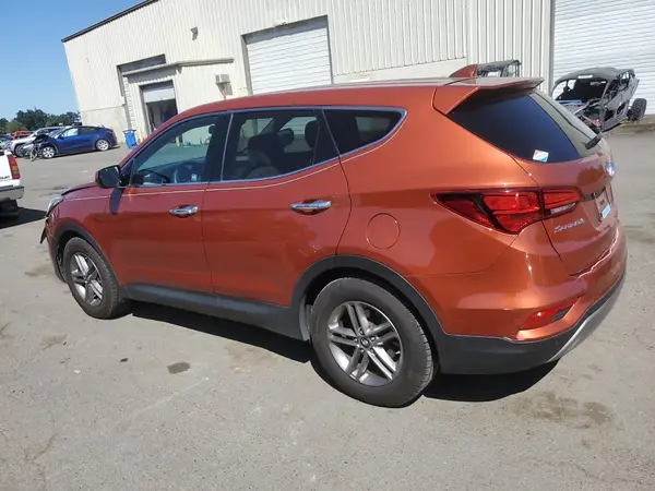 5XYZTDLB1HG381866 2017 HYUNDAI SANTA FE - Image 2
