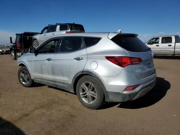 5XYZTDLB1HG428233 2017 HYUNDAI SANTA FE - Image 2
