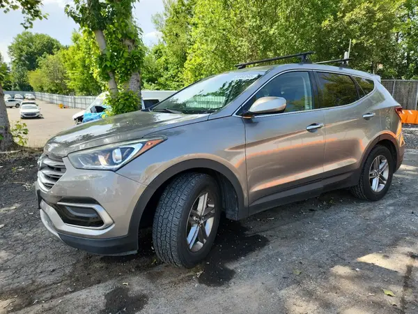 5XYZTDLB1HG443637 2017 HYUNDAI SANTA FE - Image 1