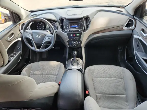 5XYZTDLB1HG443637 2017 HYUNDAI SANTA FE - Image 8