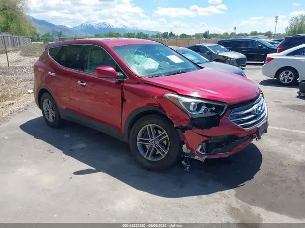 5XYZTDLB1HG466089 2017 HYUNDAI SANTA FE - Image 1