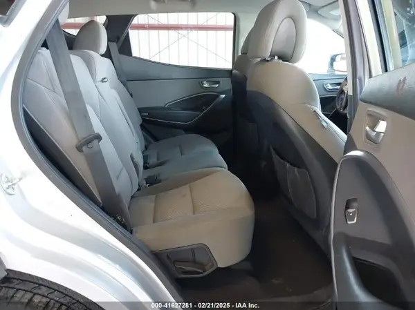 5XYZTDLB1HG466125 2017 HYUNDAI SANTA FE - Image 8