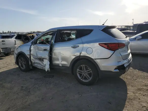 5XYZTDLB1JG534963 2018 HYUNDAI SANTA FE - Image 2