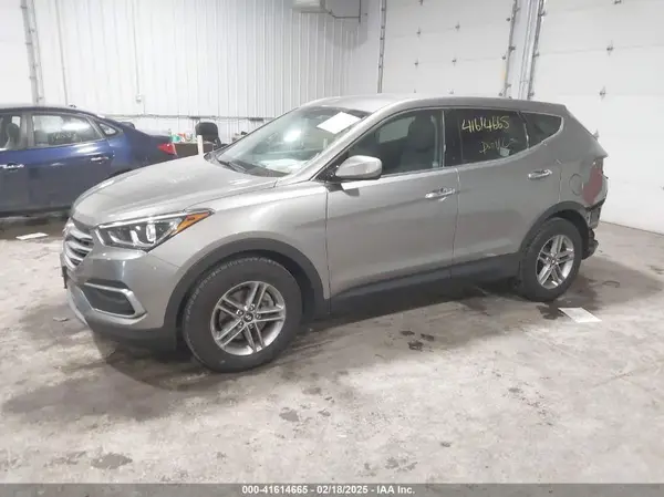5XYZTDLB1JG541976 2018 HYUNDAI SANTA FE - Image 2