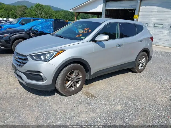 5XYZTDLB1JG546708 2018 HYUNDAI SANTA FE - Image 2