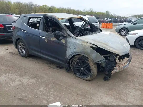 5XYZTDLB1JG563136 2018 HYUNDAI SANTA FE - Image 1