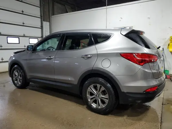 5XYZTDLB2GG331251 2016 HYUNDAI SANTA FE - Image 2