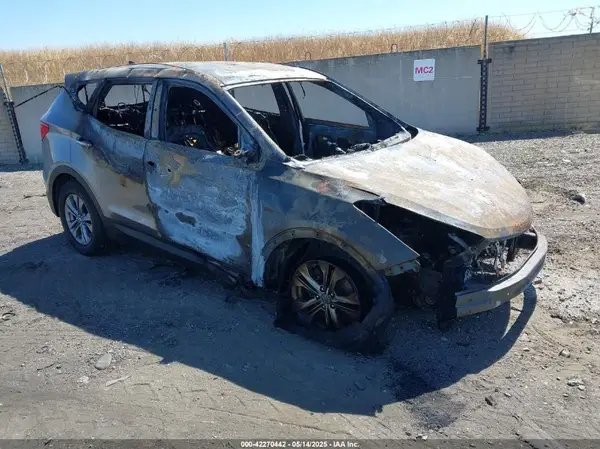 5XYZTDLB2GG362919 2016 HYUNDAI SANTA FE - Image 1