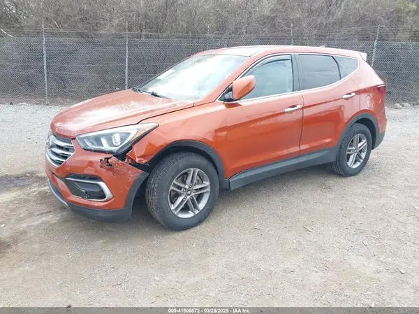5XYZTDLB2HG393752 2017 HYUNDAI SANTA FE - Image 2