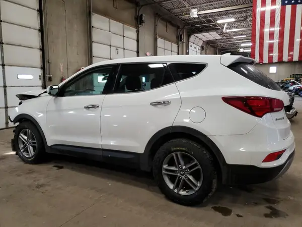 5XYZTDLB2HG393895 2017 HYUNDAI SANTA FE - Image 2