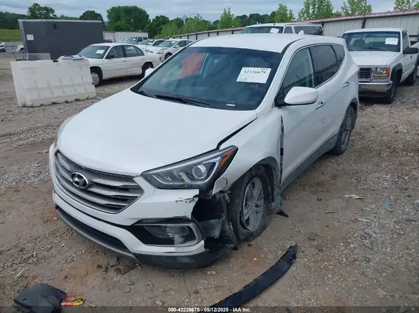 5XYZTDLB2HG395226 2017 HYUNDAI SANTA FE - Image 2