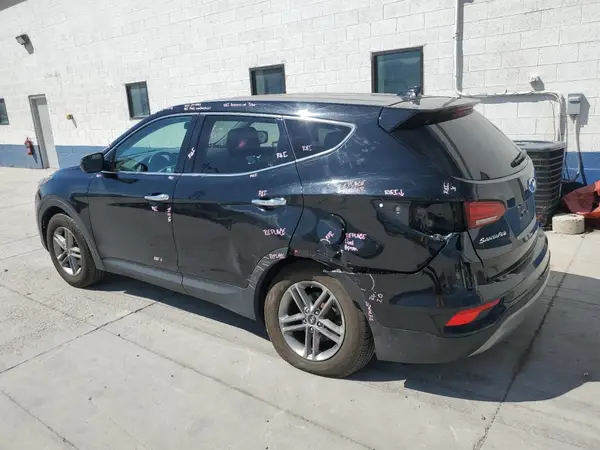 5XYZTDLB2HG411313 2017 HYUNDAI SANTA FE - Image 2