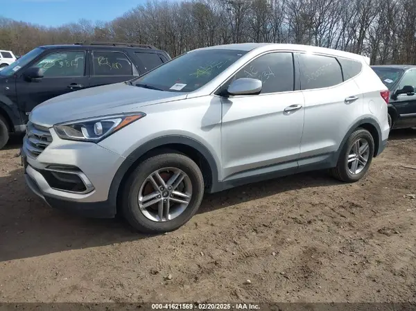5XYZTDLB2HG428225 2017 HYUNDAI SANTA FE - Image 2