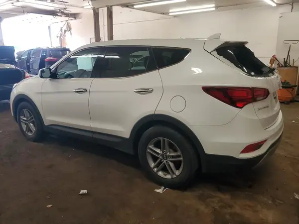 5XYZTDLB2HG439144 2017 HYUNDAI SANTA FE - Image 2