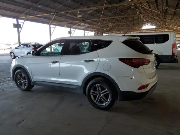 5XYZTDLB2JG550539 2018 HYUNDAI SANTA FE - Image 2