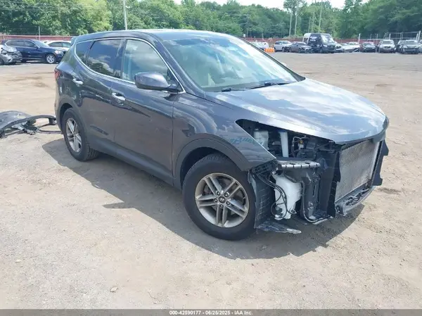 5XYZTDLB2JG569625 2018 HYUNDAI SANTA FE - Image 1