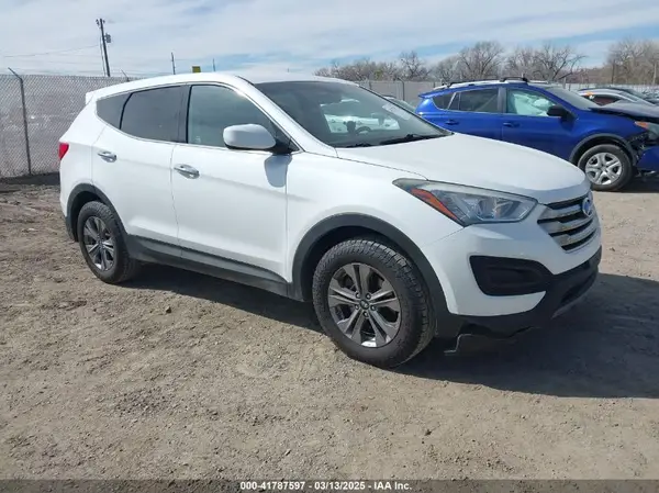 5XYZTDLB3GG328844 2016 HYUNDAI SANTA FE - Image 1