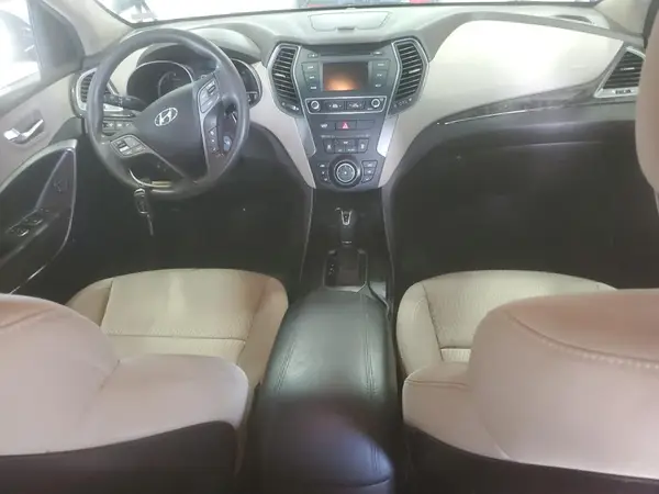 5XYZTDLB3HG409036 2017 HYUNDAI SANTA FE - Image 8