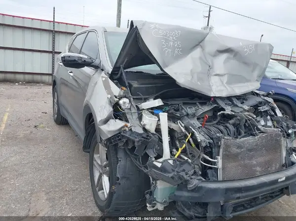 5XYZTDLB3HG443154 2017 HYUNDAI SANTA FE - Image 1